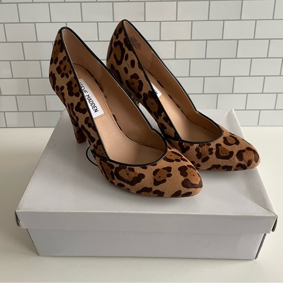 Steve Madden Poized Leopard Heels - Picture 1 of 15